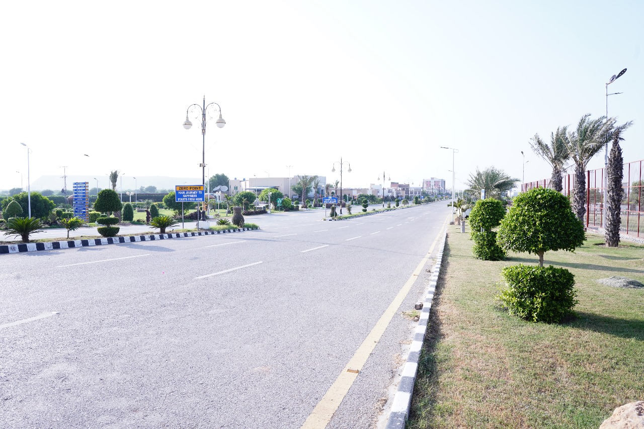 Commander City Street